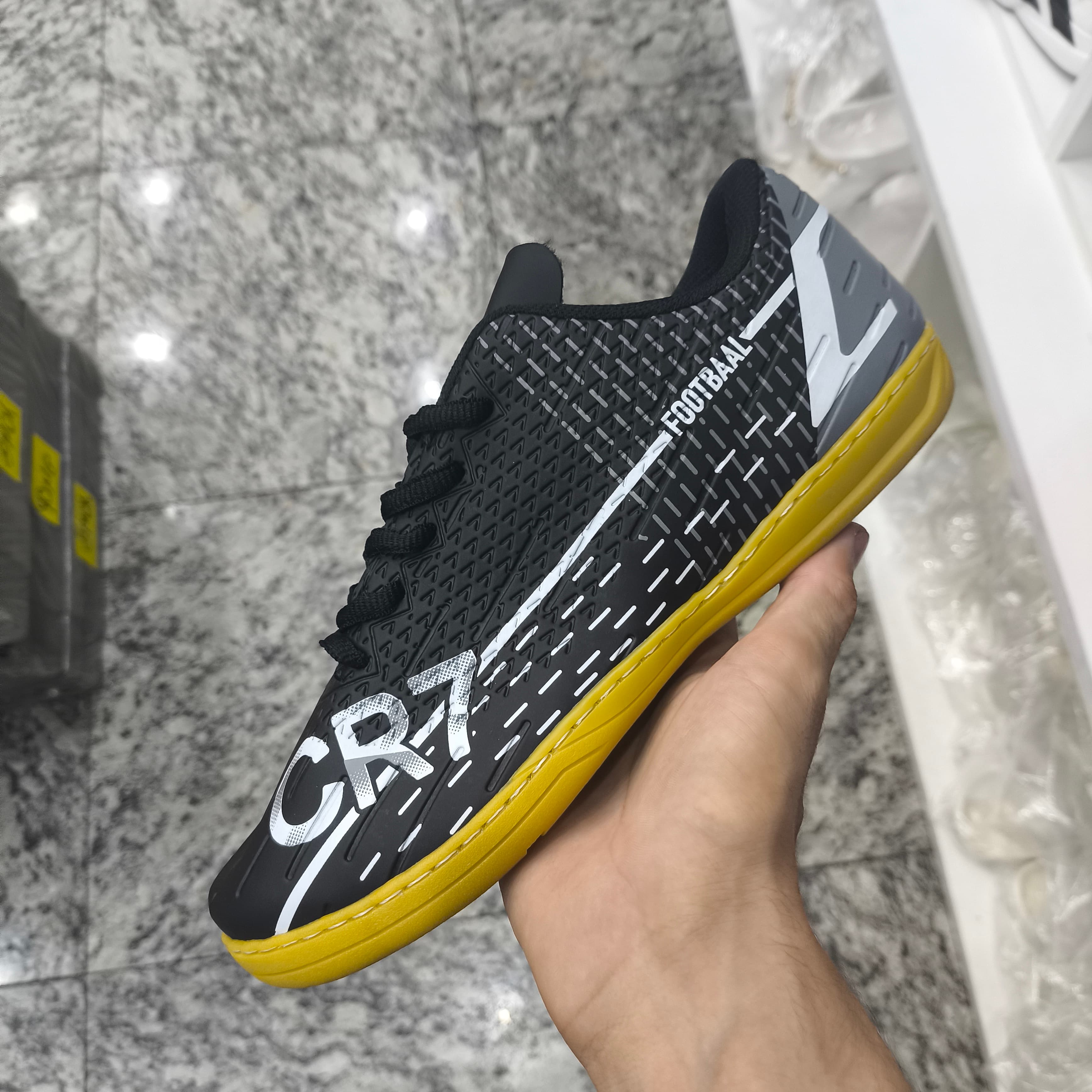 Chuteira Salao cor 10